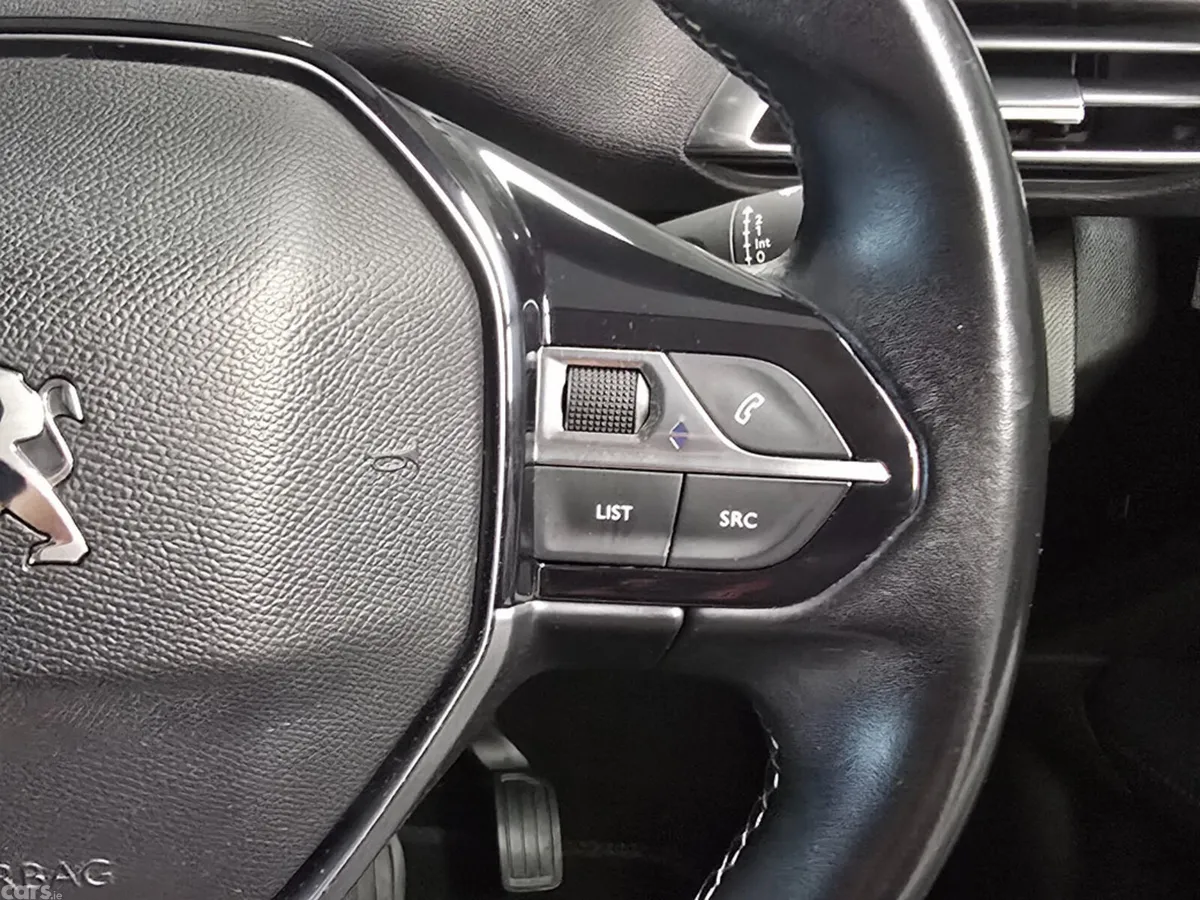 Peugeot 3008 MPV, Diesel, 2021, Blue