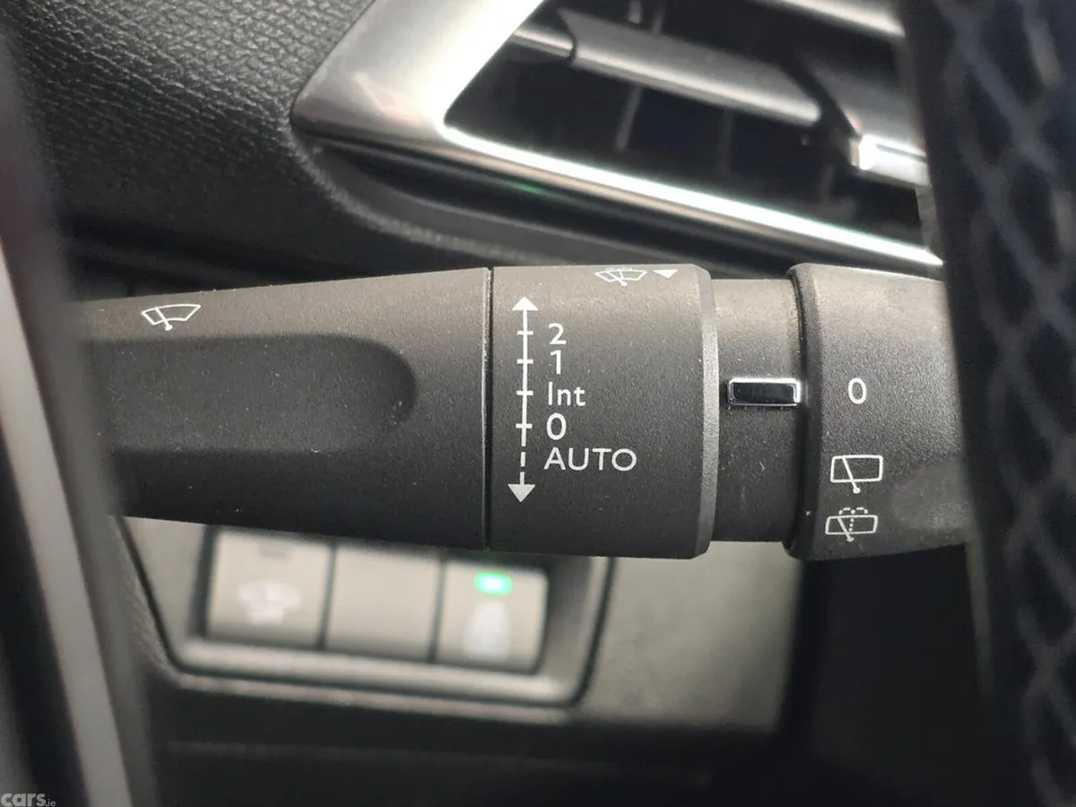 Peugeot 3008 MPV, Diesel, 2021, Blue