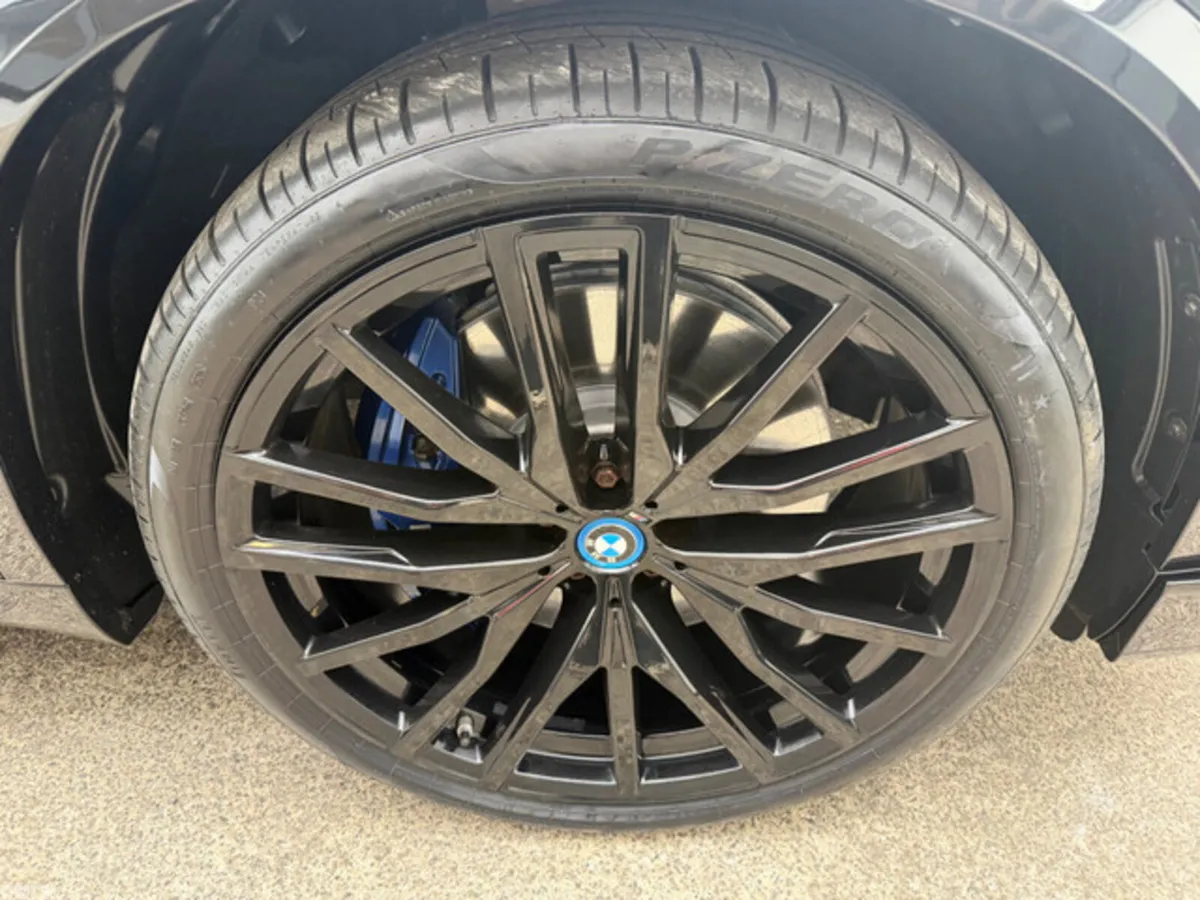 BMW X5 SUV, Petrol Plug-in Hybrid, 2024, Black