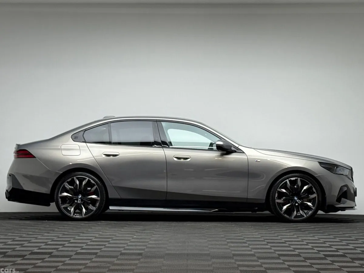 BMW 5-Series Saloon, Petrol Plug-in Hybrid, 2025, Grey