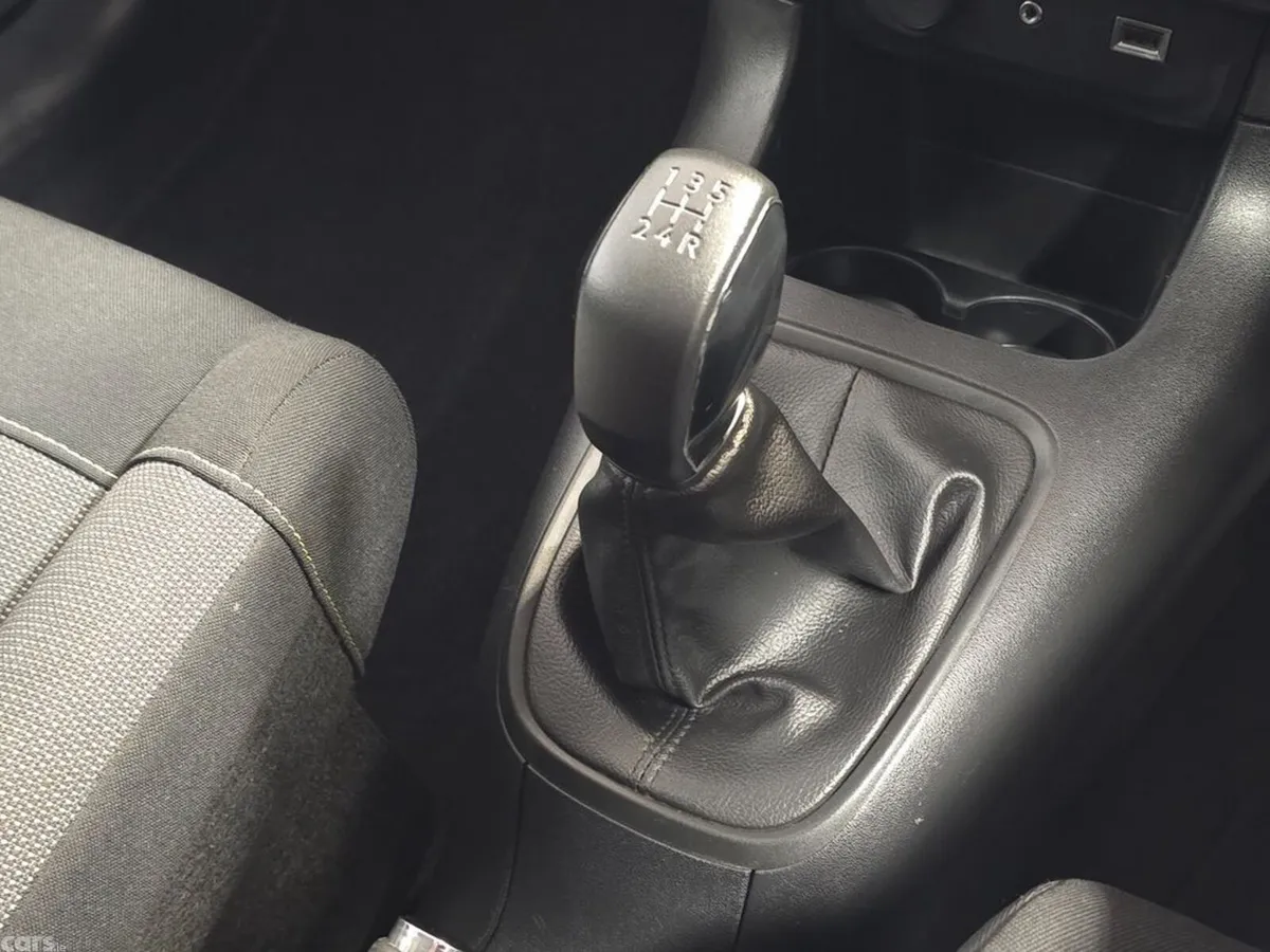 Citroen C3 Hatchback, Petrol, 2018, Red