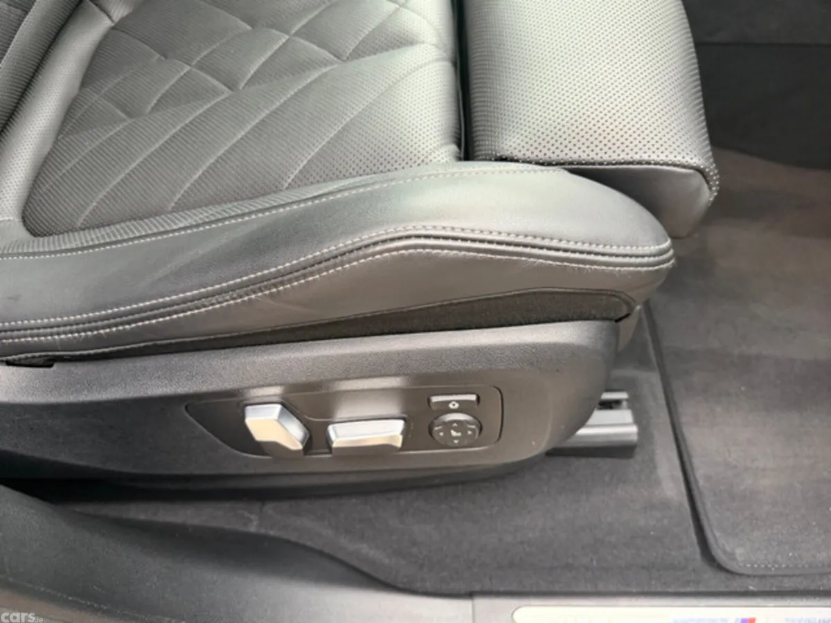 BMW X5 SUV, Petrol Plug-in Hybrid, 2024, Black