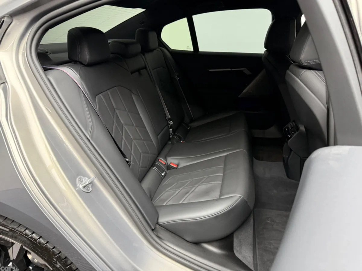 BMW 5-Series Saloon, Petrol Plug-in Hybrid, 2025, Grey