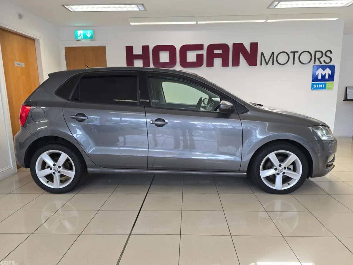 Volkswagen Polo Hatchback, Petrol, 2017, Grey