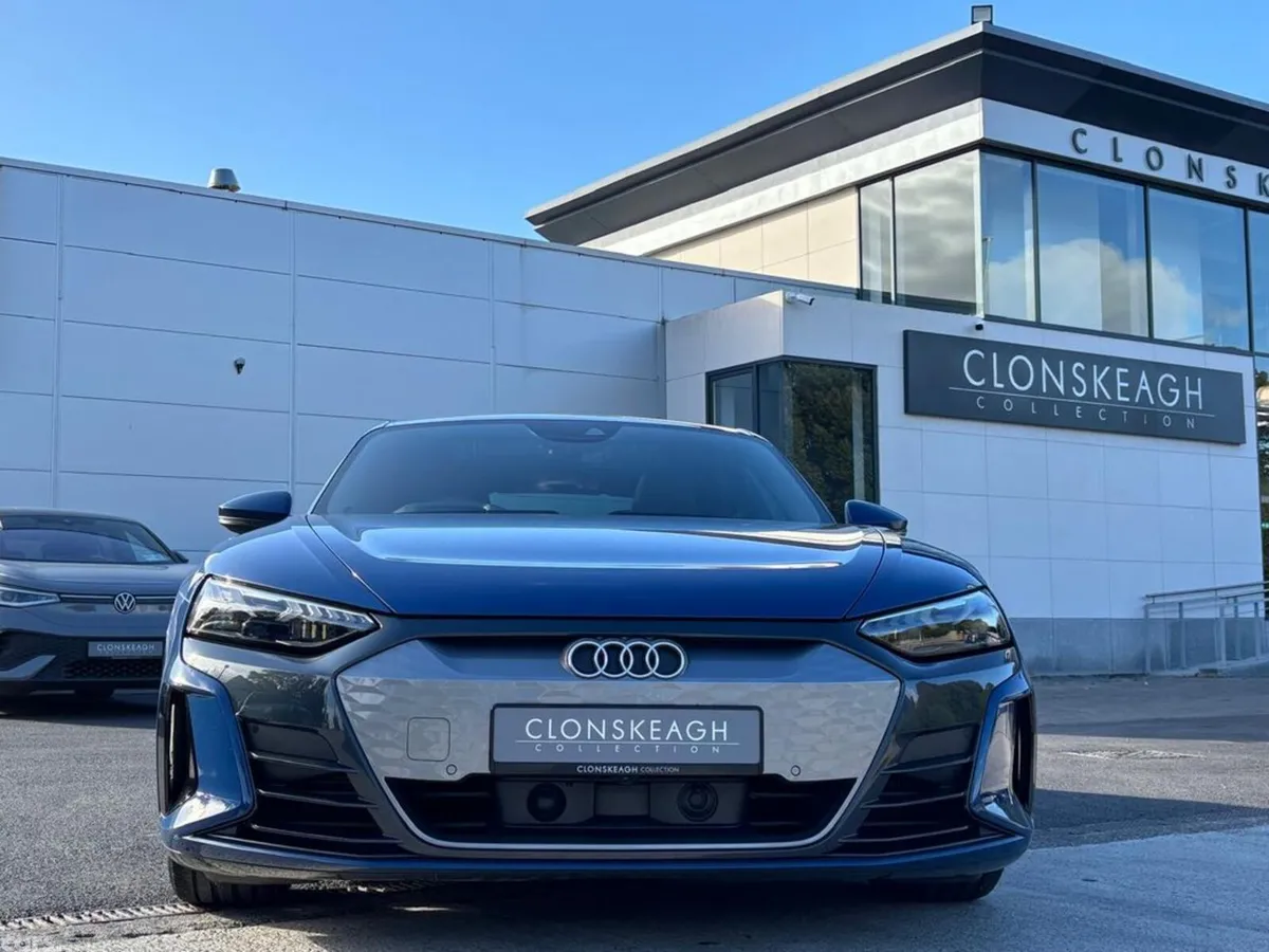 Audi e-tron GT Coupe, Electric, 2024, Blue
