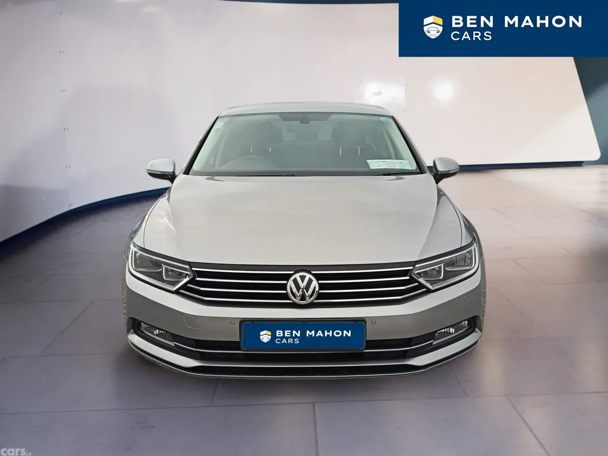 Volkswagen Passat Saloon, Diesel, 2016, Silver