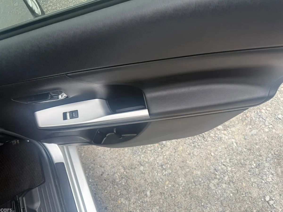 Toyota Prius MPV, Petrol Hybrid, 2017, Silver