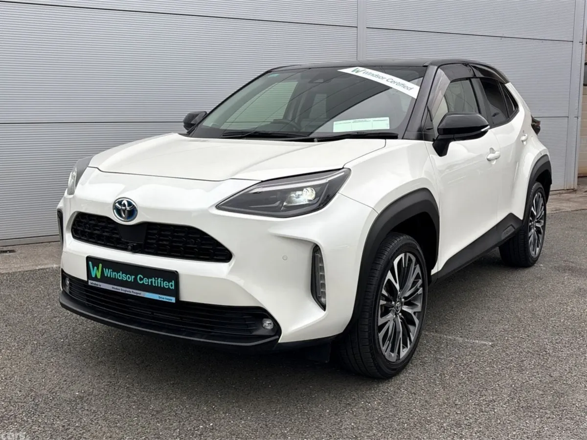 Toyota Yaris Cross SUV, Petrol Hybrid, 2021, White
