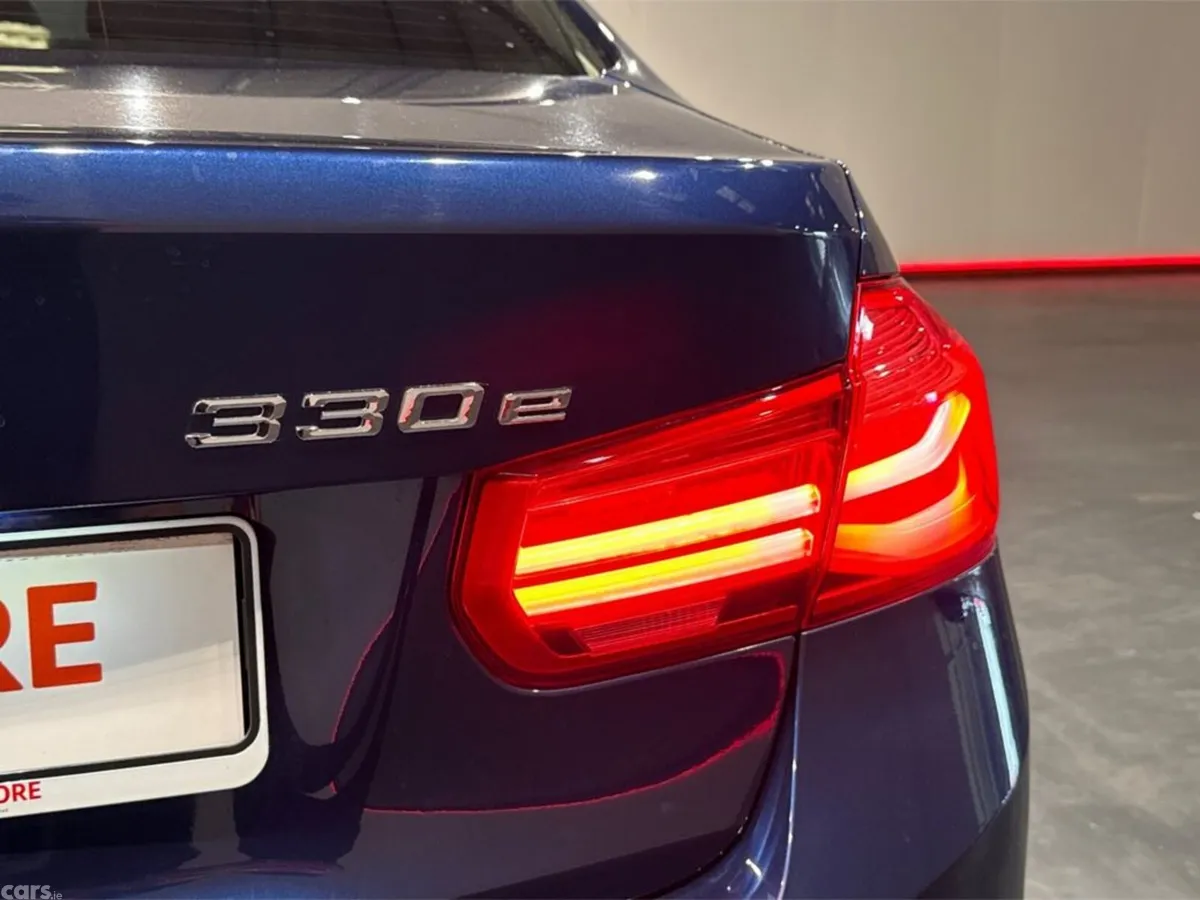 BMW 3-Series Saloon, Petrol Plug-in Hybrid, 2018, Blue