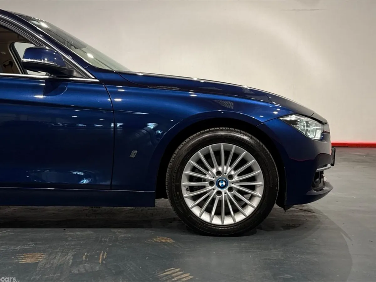 BMW 3-Series Saloon, Petrol Plug-in Hybrid, 2018, Blue