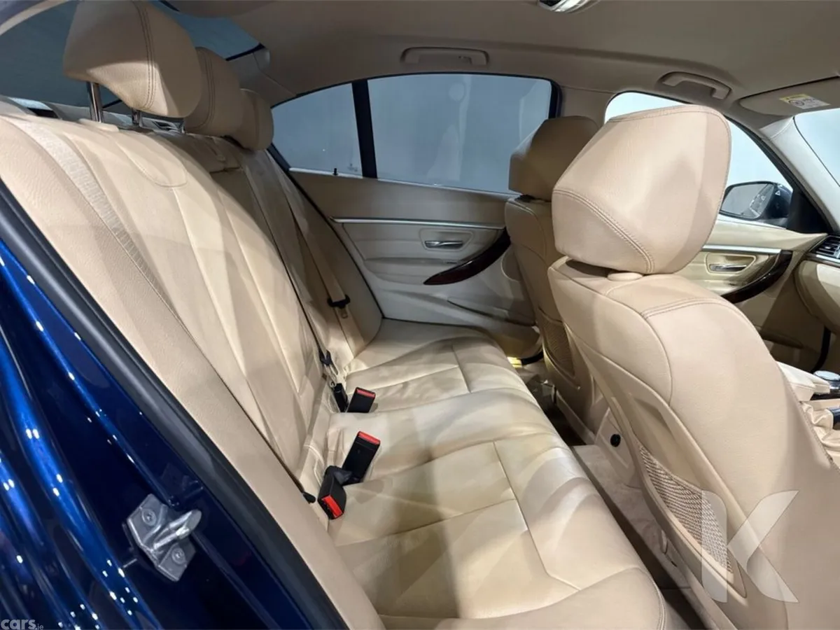 BMW 3-Series Saloon, Petrol Plug-in Hybrid, 2018, Blue