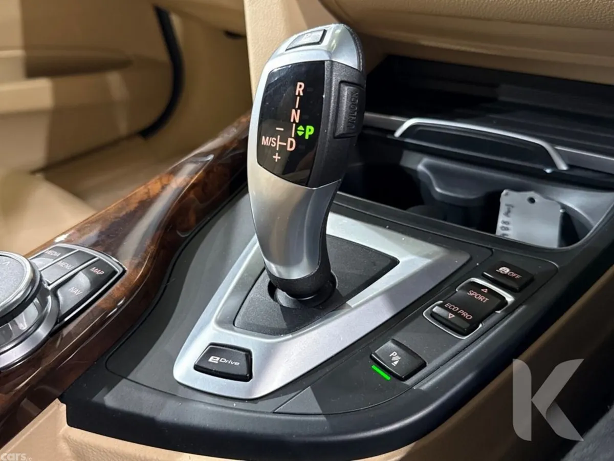 BMW 3-Series Saloon, Petrol Plug-in Hybrid, 2018, Blue