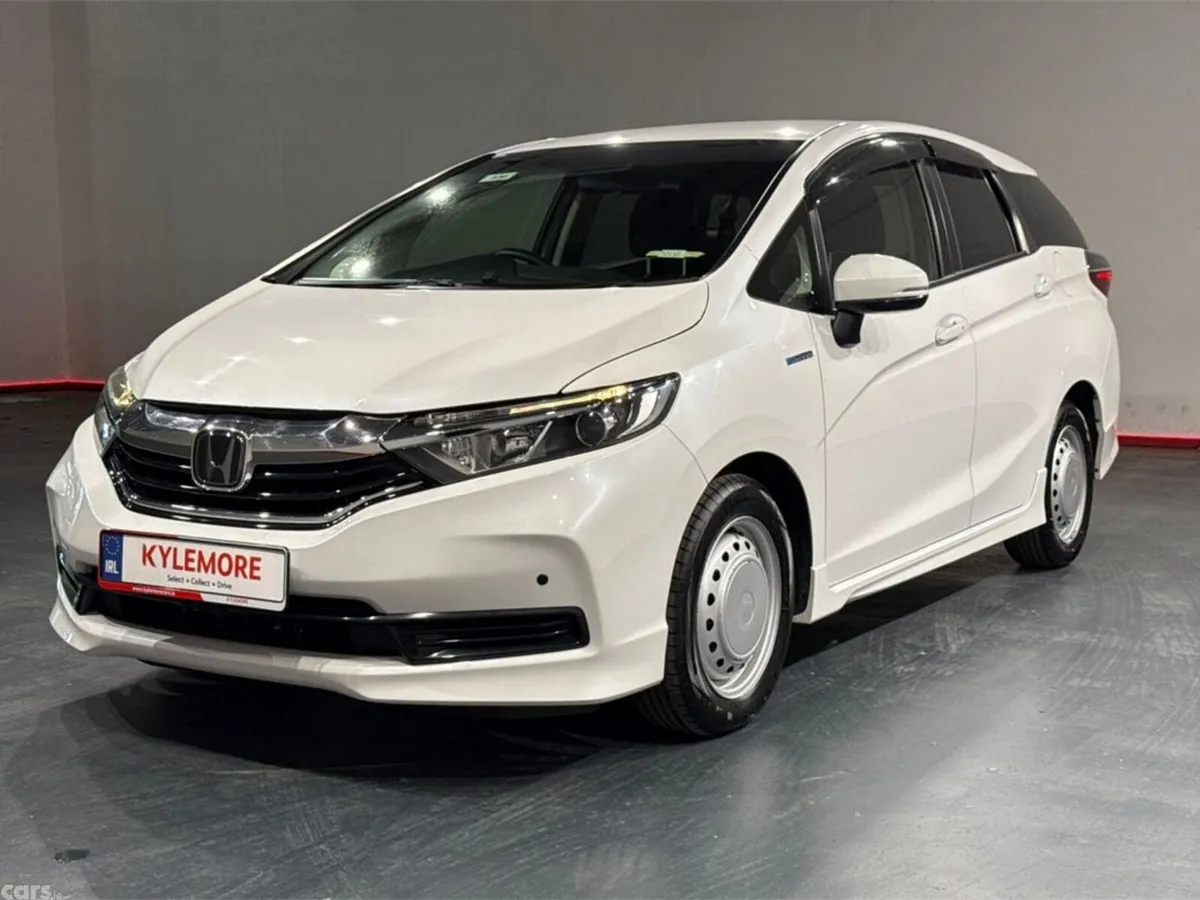Honda Shuttle Estate, Petrol Hybrid, 2020, White