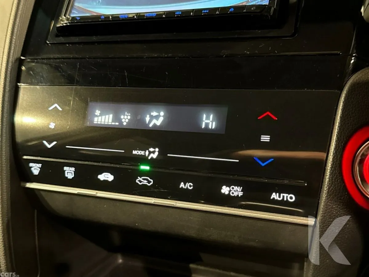 Honda Shuttle Estate, Petrol Hybrid, 2020, White