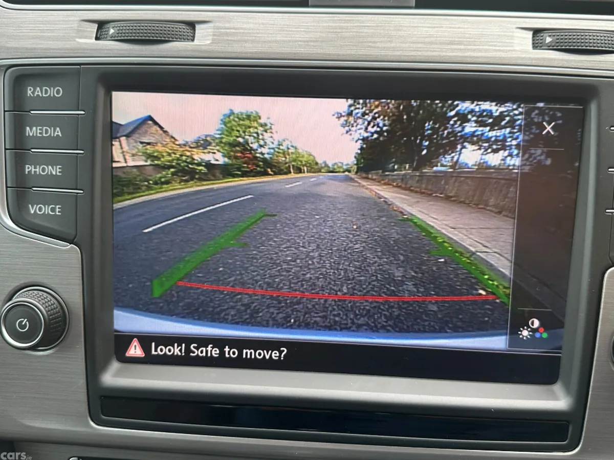 Volkswagen Golf Hatchback, Petrol, 2016, Silver