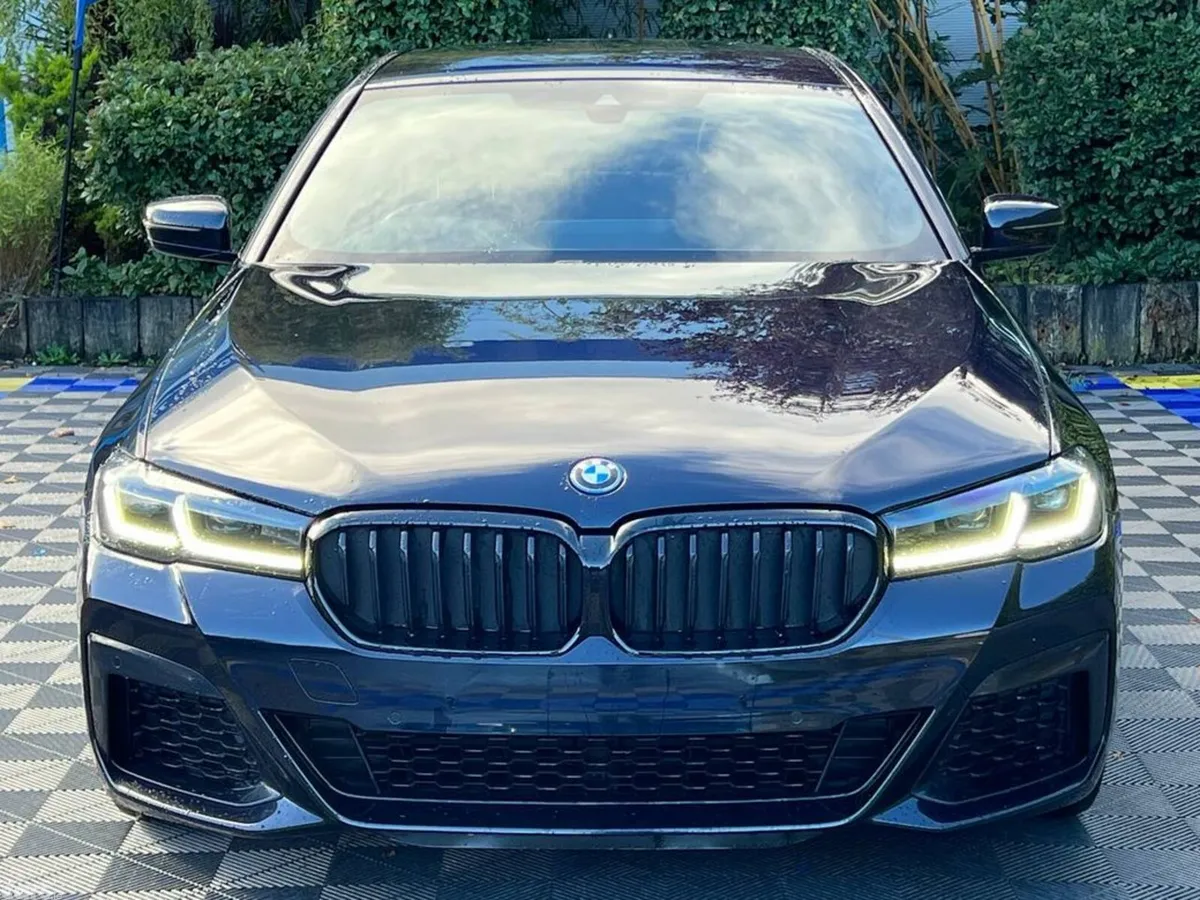 BMW 5-Series Saloon, Petrol Plug-in Hybrid, 2022, Black