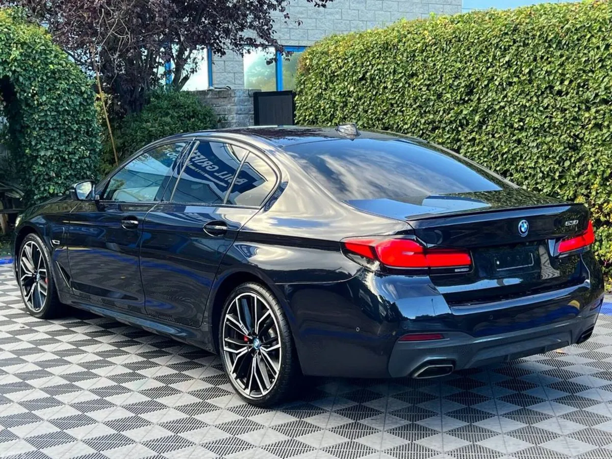 BMW 5-Series Saloon, Petrol Plug-in Hybrid, 2022, Black