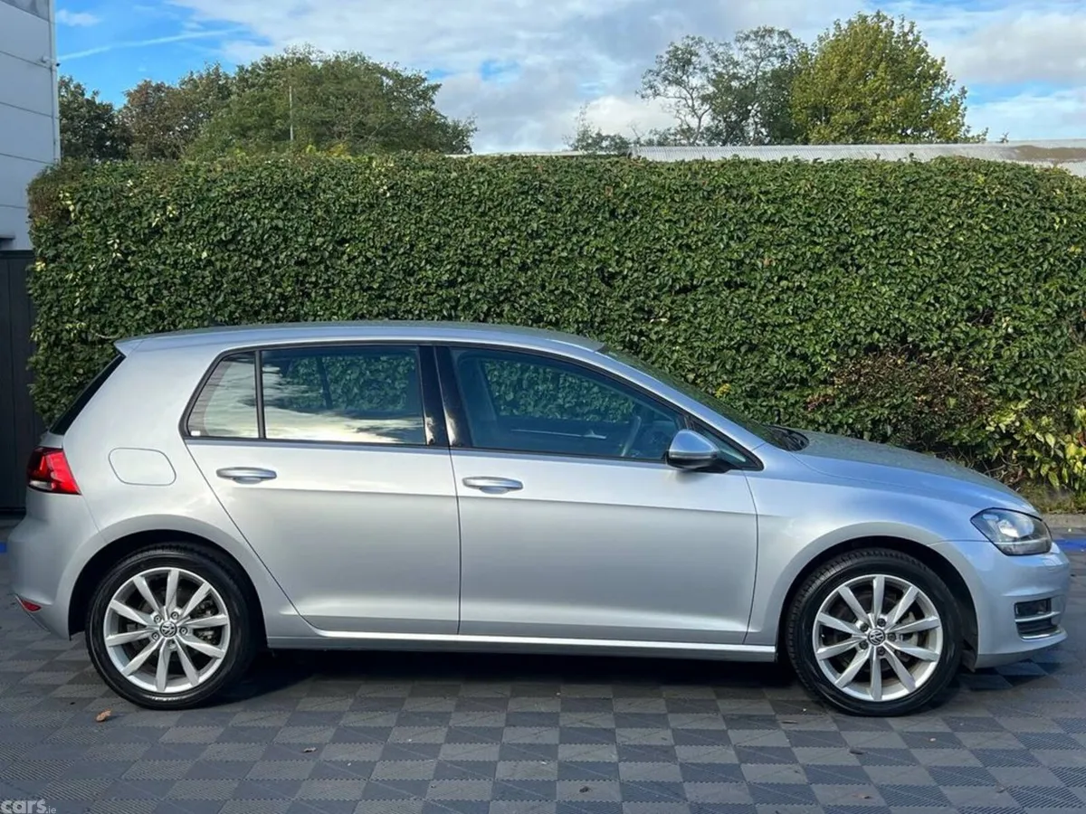 Volkswagen Golf Hatchback, Petrol, 2013, Silver