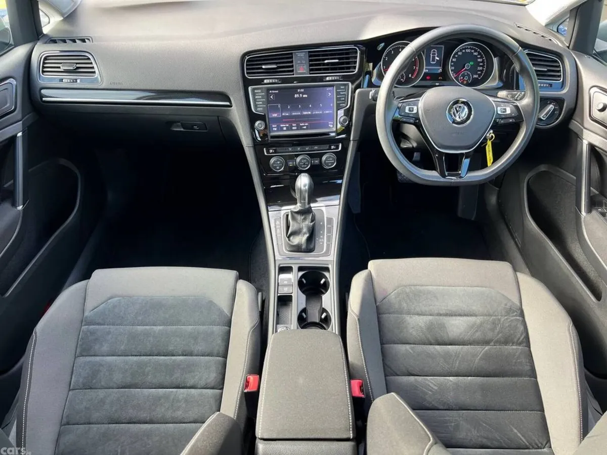 Volkswagen Golf Hatchback, Petrol, 2013, Silver