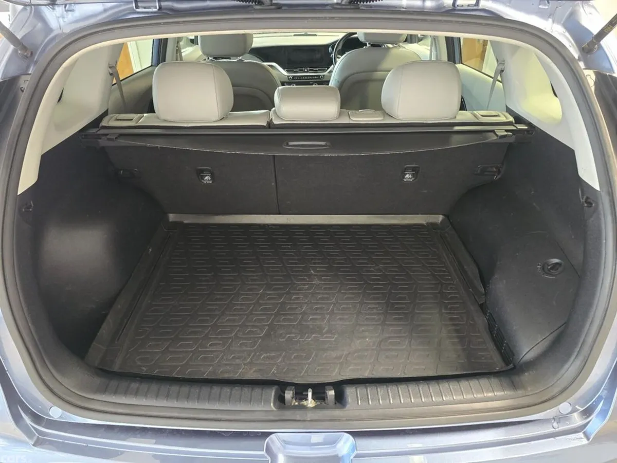 Kia Niro SUV, Petrol Plug-in Hybrid, 2020, Blue