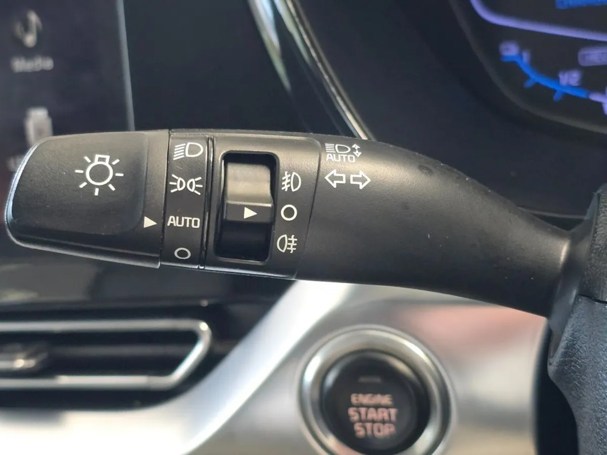 Kia Niro SUV, Petrol Plug-in Hybrid, 2020, Blue