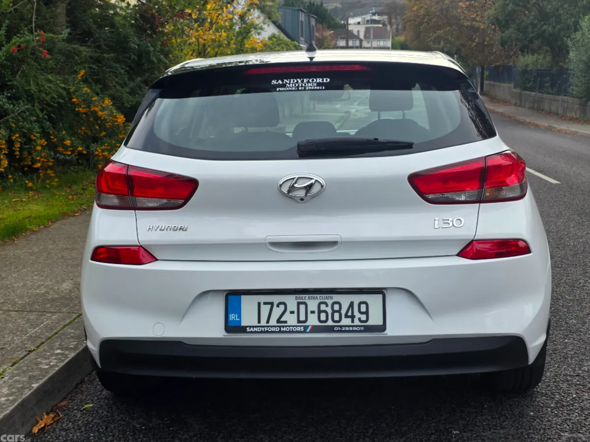 Hyundai i30 Hatchback, Petrol, 2017, White