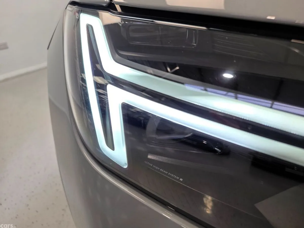 Volvo XC90 SUV, Petrol Plug-in Hybrid, 2025, Grey