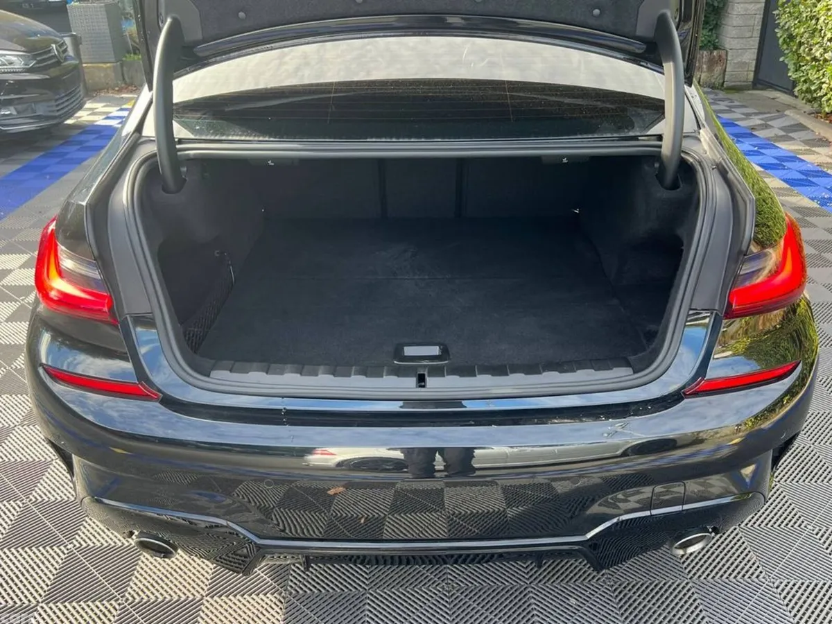 BMW 3-Series Saloon, Petrol Plug-in Hybrid, 2022, Black