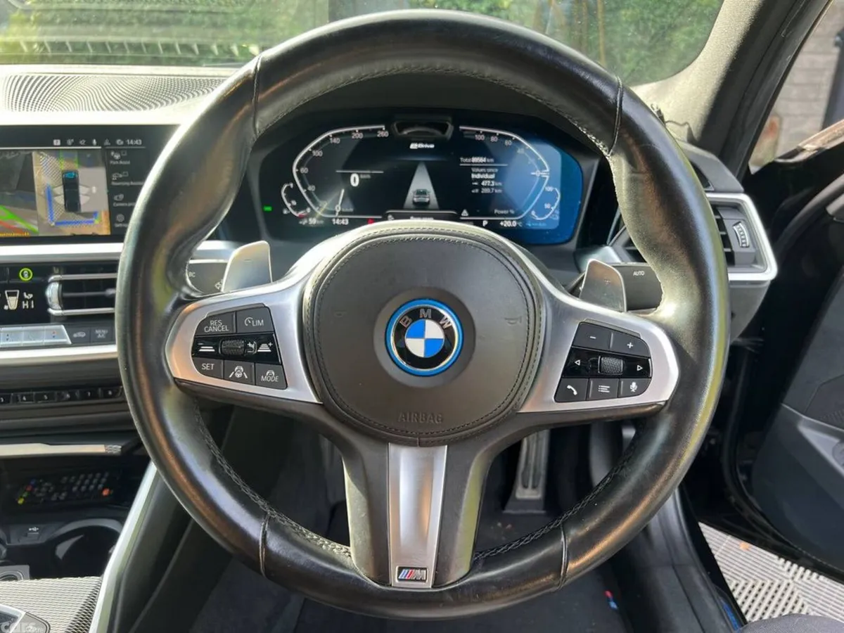 BMW 3-Series Saloon, Petrol Plug-in Hybrid, 2022, Black