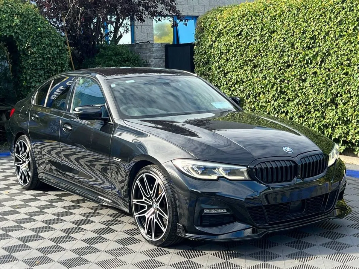 BMW 3-Series Saloon, Petrol Plug-in Hybrid, 2022, Black