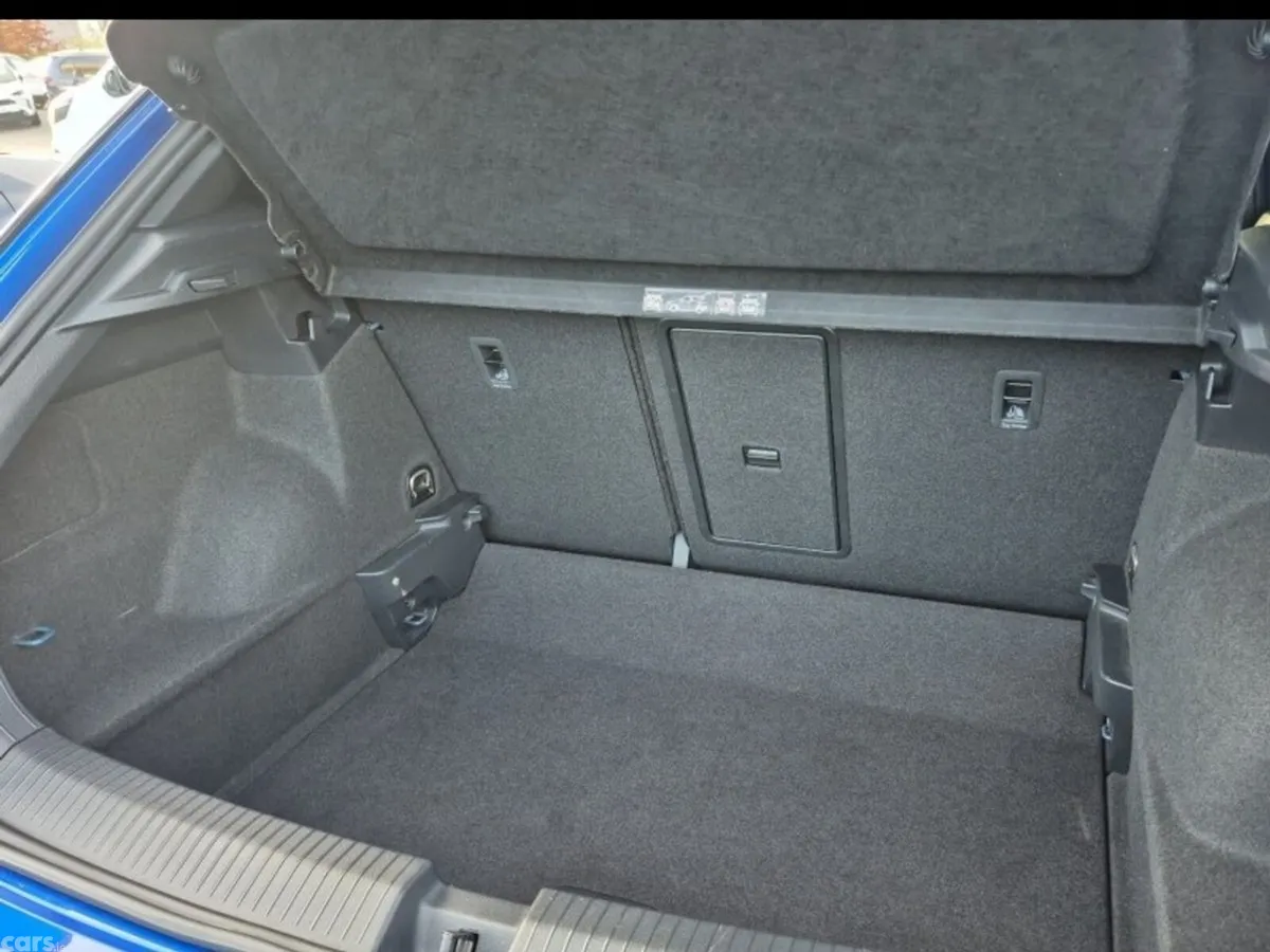 Volkswagen T-Roc SUV, Diesel, 2021, Blue