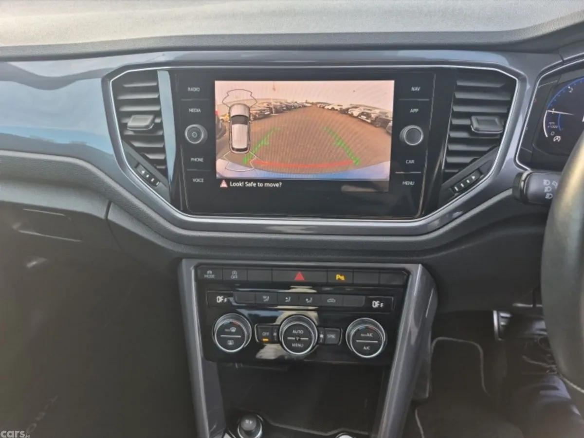 Volkswagen T-Roc SUV, Diesel, 2021, Blue