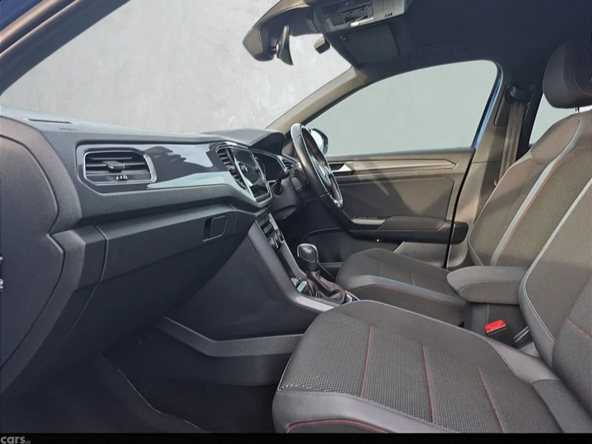 Volkswagen T-Roc SUV, Diesel, 2021, Blue