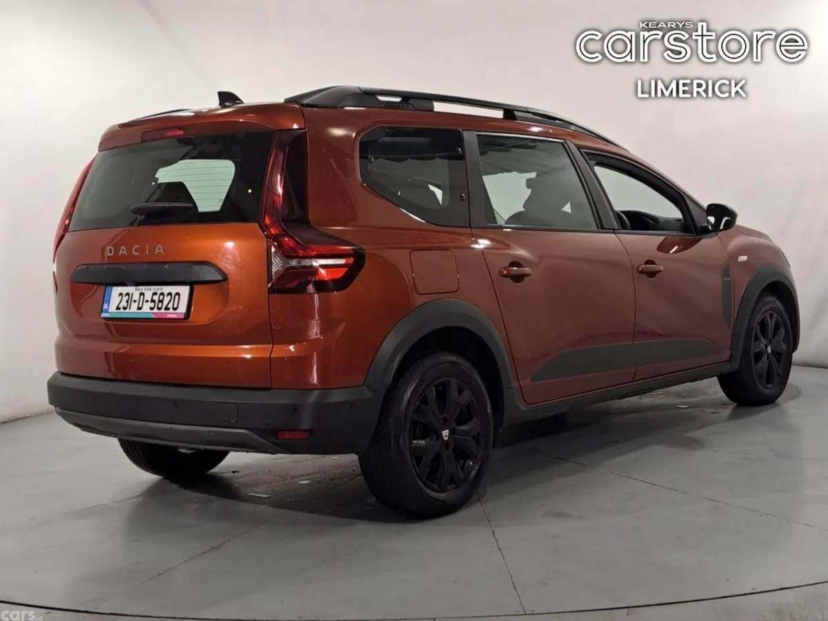 Dacia Jogger Estate, Petrol, 2023, Brown