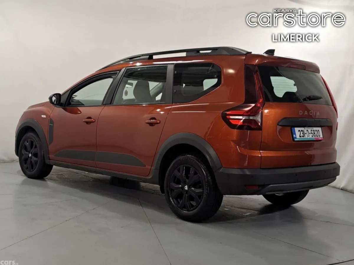 Dacia Jogger Estate, Petrol, 2023, Brown