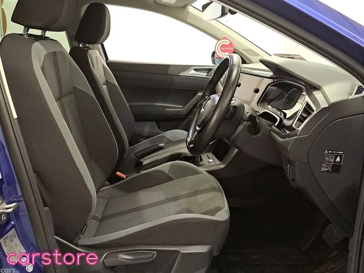 Volkswagen Polo Hatchback, Petrol, 2018, Blue
