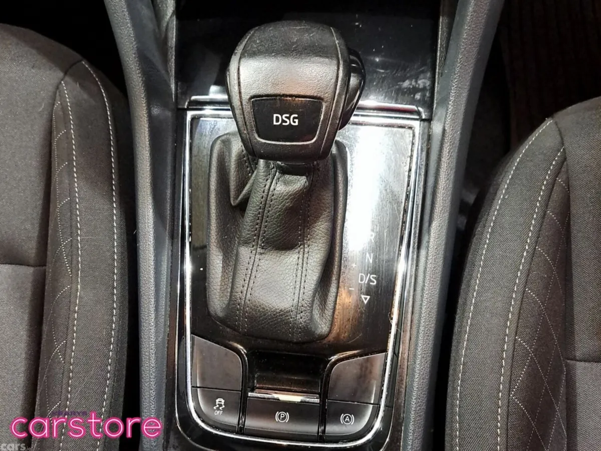 Skoda Karoq Estate, Diesel, 2021, White