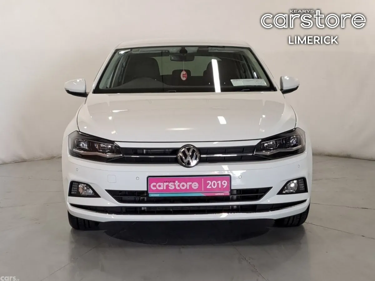 Volkswagen Polo Hatchback, Petrol, 2019, White