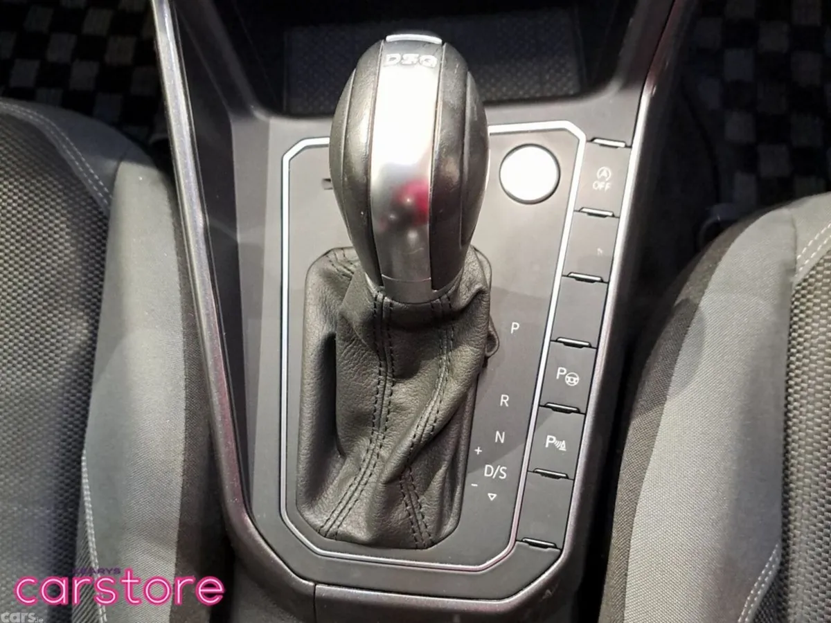 Volkswagen Polo Hatchback, Petrol, 2019, White