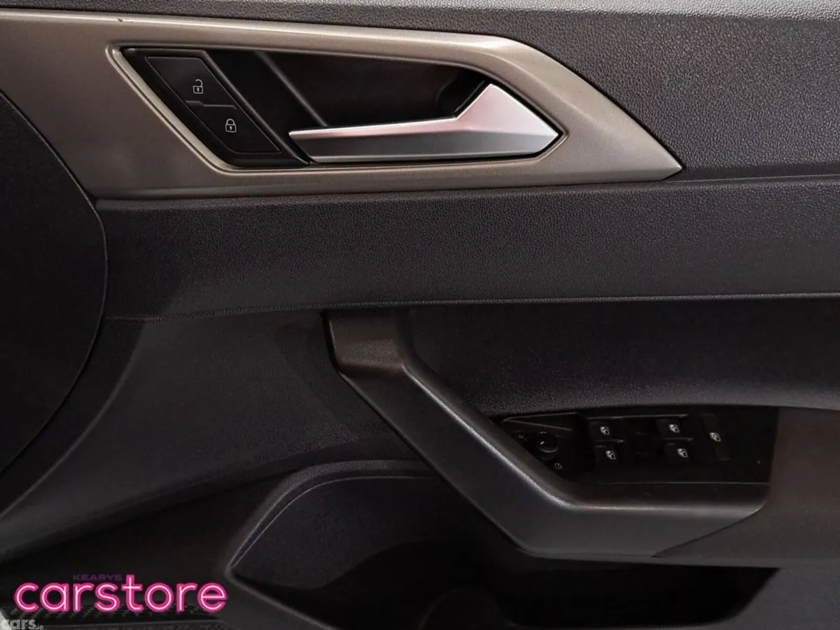 Volkswagen Polo Hatchback, Petrol, 2022, White