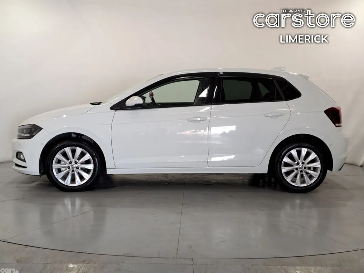 Volkswagen Polo Hatchback, Petrol, 2019, White