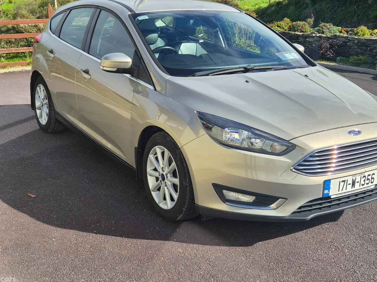 Ford Focus Hatchback, Diesel, 2017, Grey
