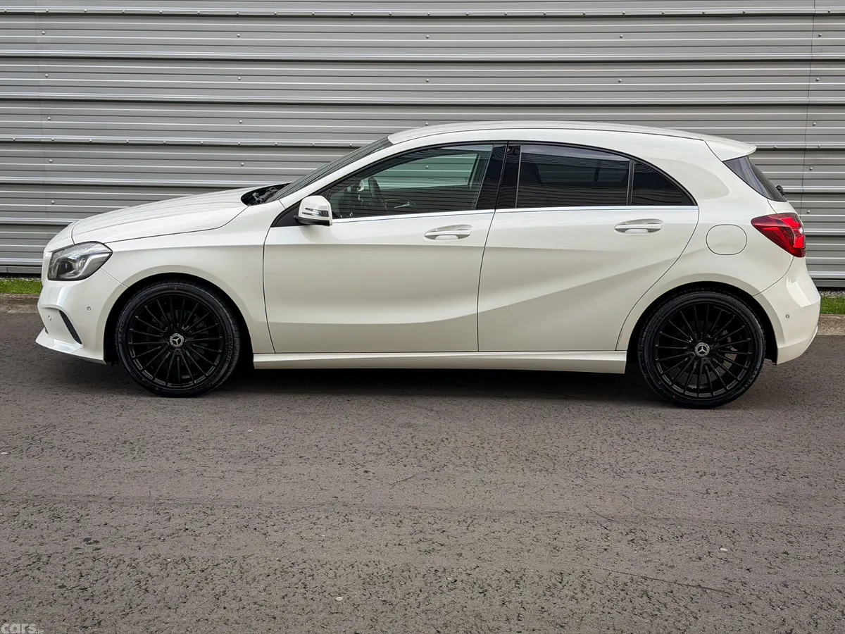 Mercedes-Benz A-Class Hatchback, Petrol, 2017, White