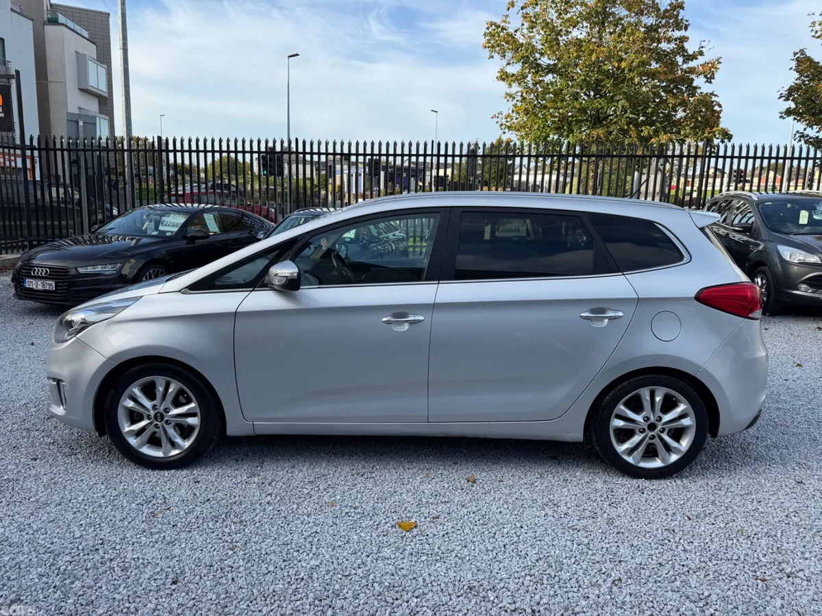 Kia Carens MPV, Diesel, 2013, Silver