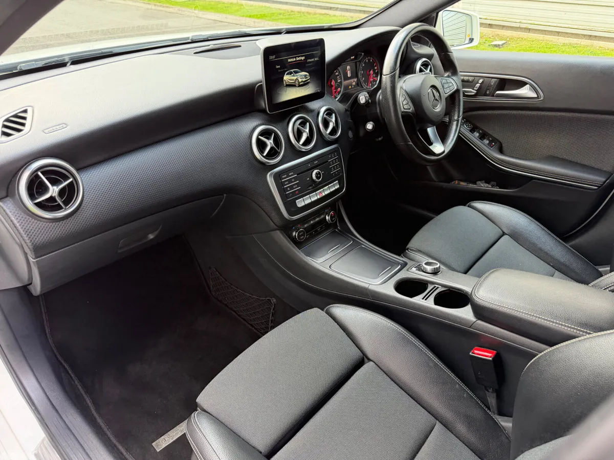 Mercedes-Benz A-Class Hatchback, Petrol, 2017, White