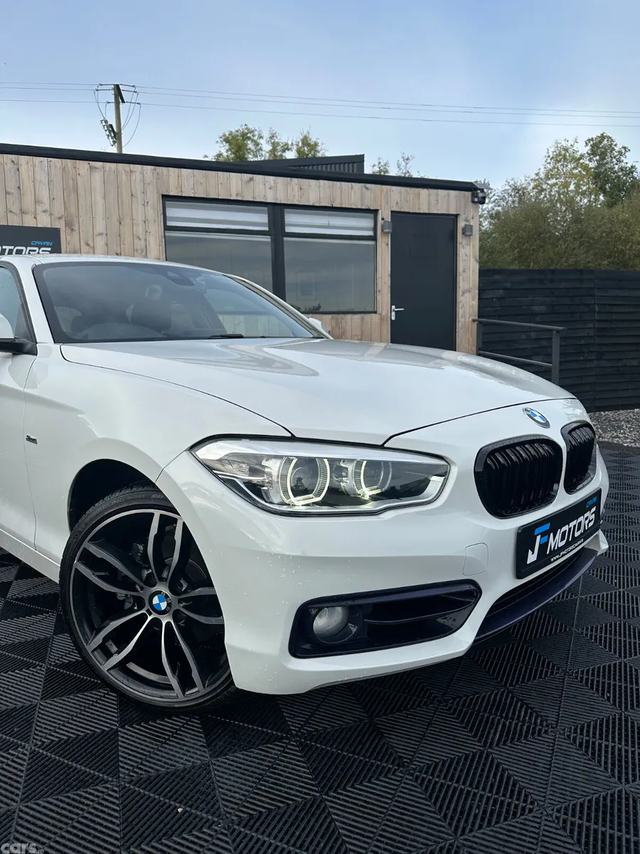 BMW 1-Series Hatchback, Diesel, 2016, White
