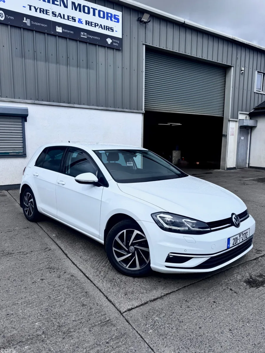 Volkswagen Golf Hatchback, Diesel, 2020, White