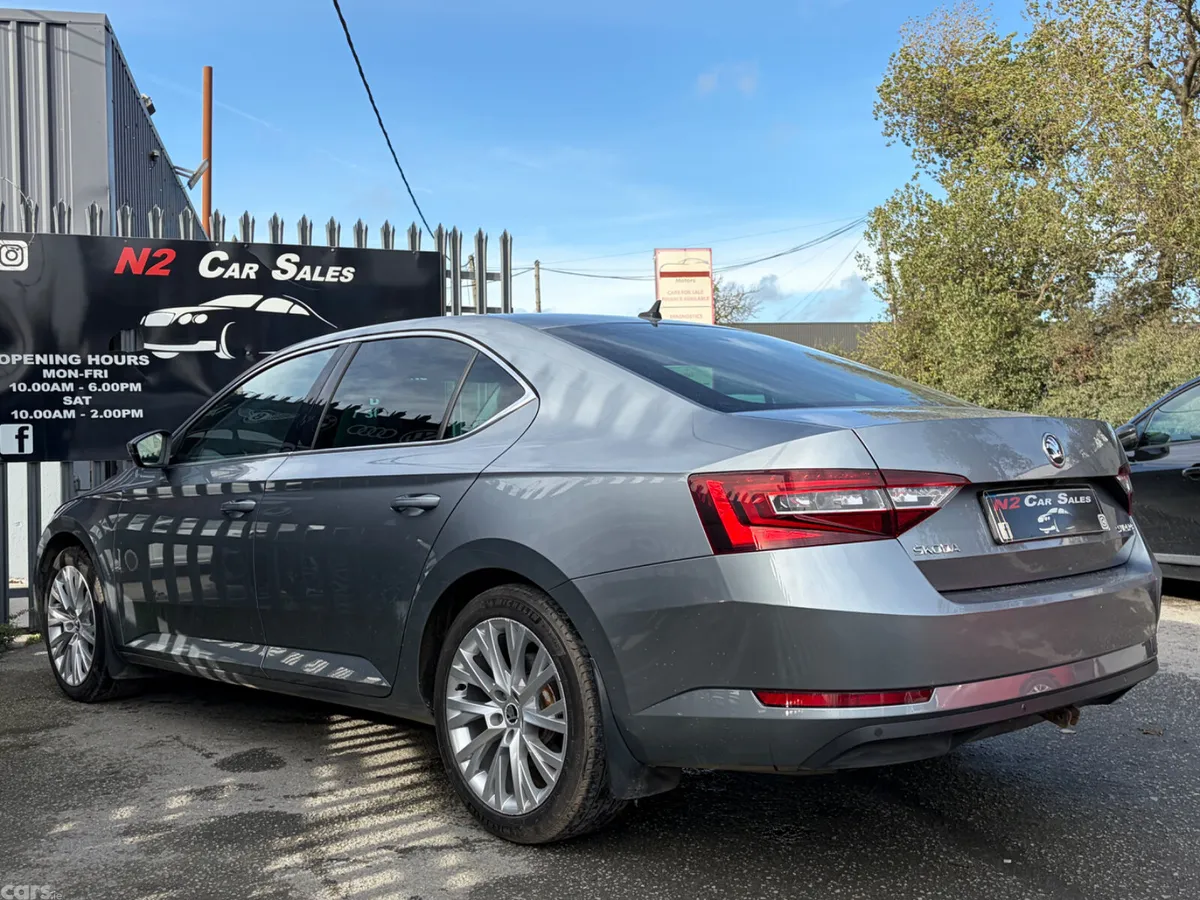 Skoda Superb Saloon, Diesel, 2017, Grey