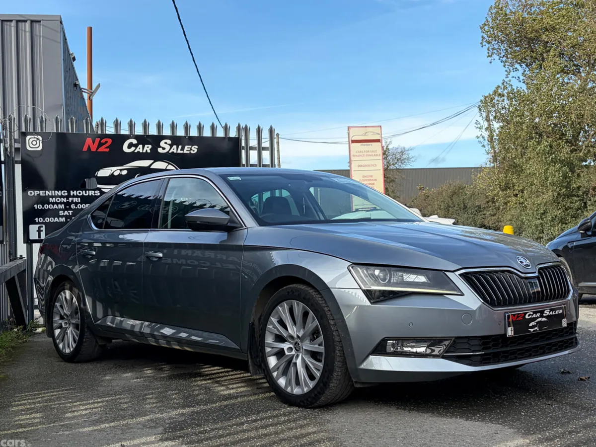 Skoda Superb Saloon, Diesel, 2017, Grey