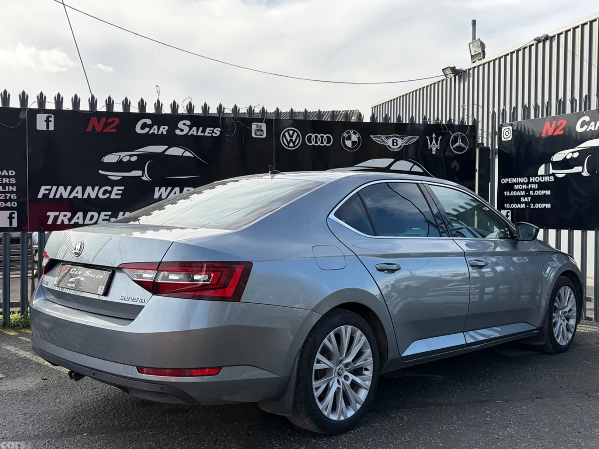 Skoda Superb Saloon, Diesel, 2017, Grey
